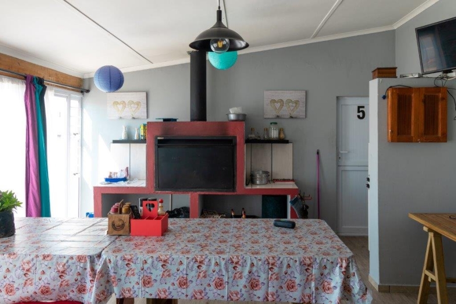 5 Bedroom Property for Sale in Velddrif Western Cape